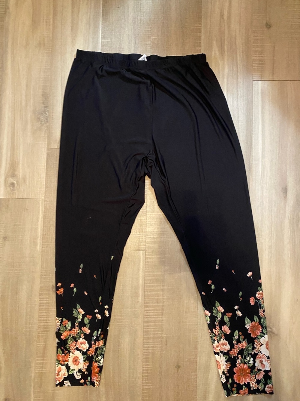 Emery Rose Women’s Pull On Pants with Decorative Cuffs
